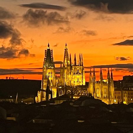 Pension Boutique Dona Urraca Burgos Bagian luar foto