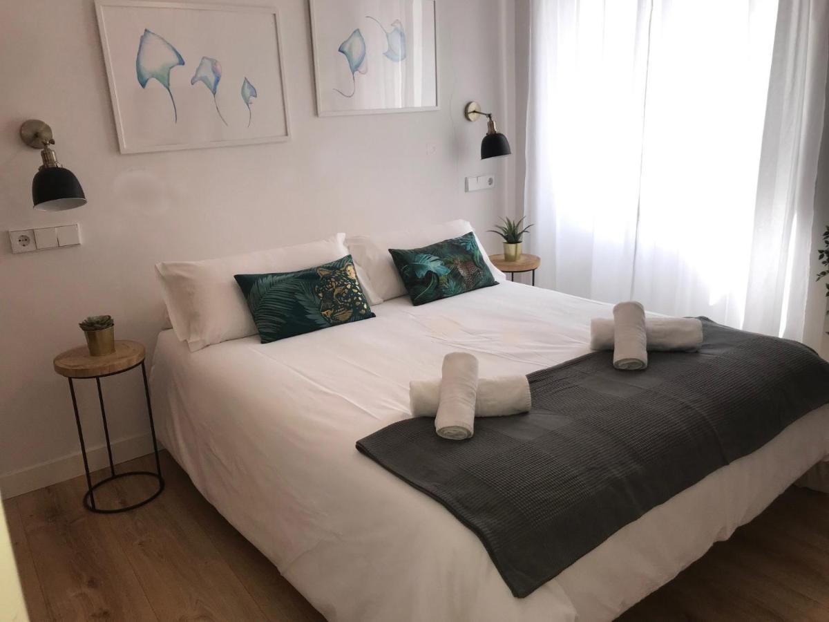 Pension Boutique Dona Urraca Burgos Bagian luar foto