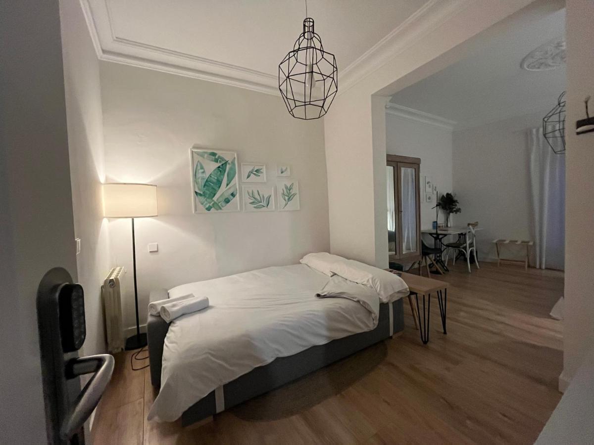 Pension Boutique Dona Urraca Burgos Bagian luar foto