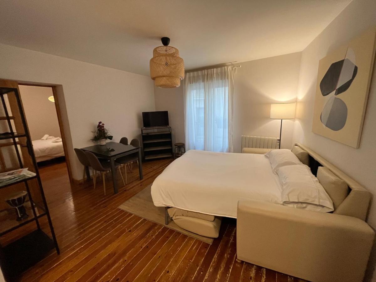 Pension Boutique Dona Urraca Burgos Bagian luar foto